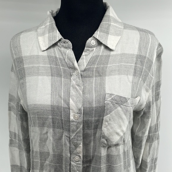Rails hunter grey plaid button down shirt flannel soft cozy cabin top sz sm - Picture 2 of 11